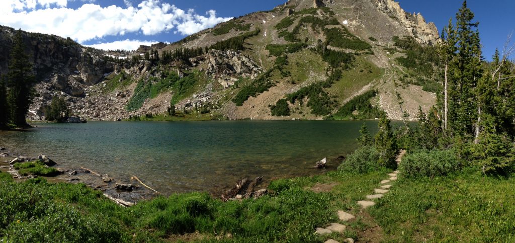 5 Lake Hikes in Grand Teton | Skinny Skis