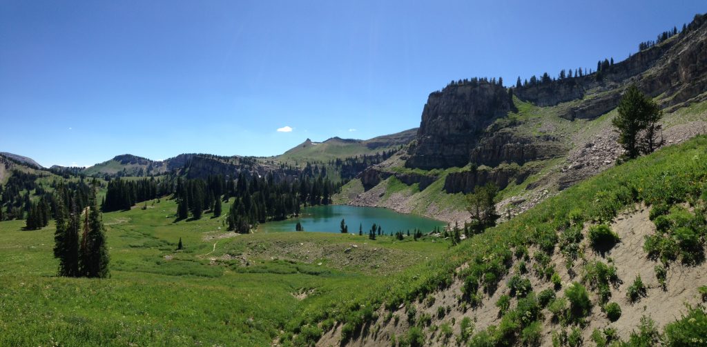 5 Lake Hikes in Grand Teton | Skinny Skis